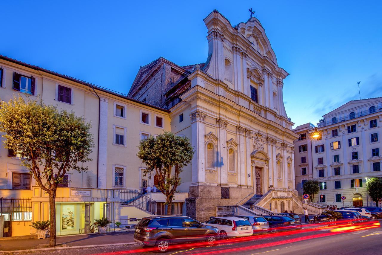 Casa Per Ferie Santa Maria Alle Fornaci Hotel Rome Exterior photo